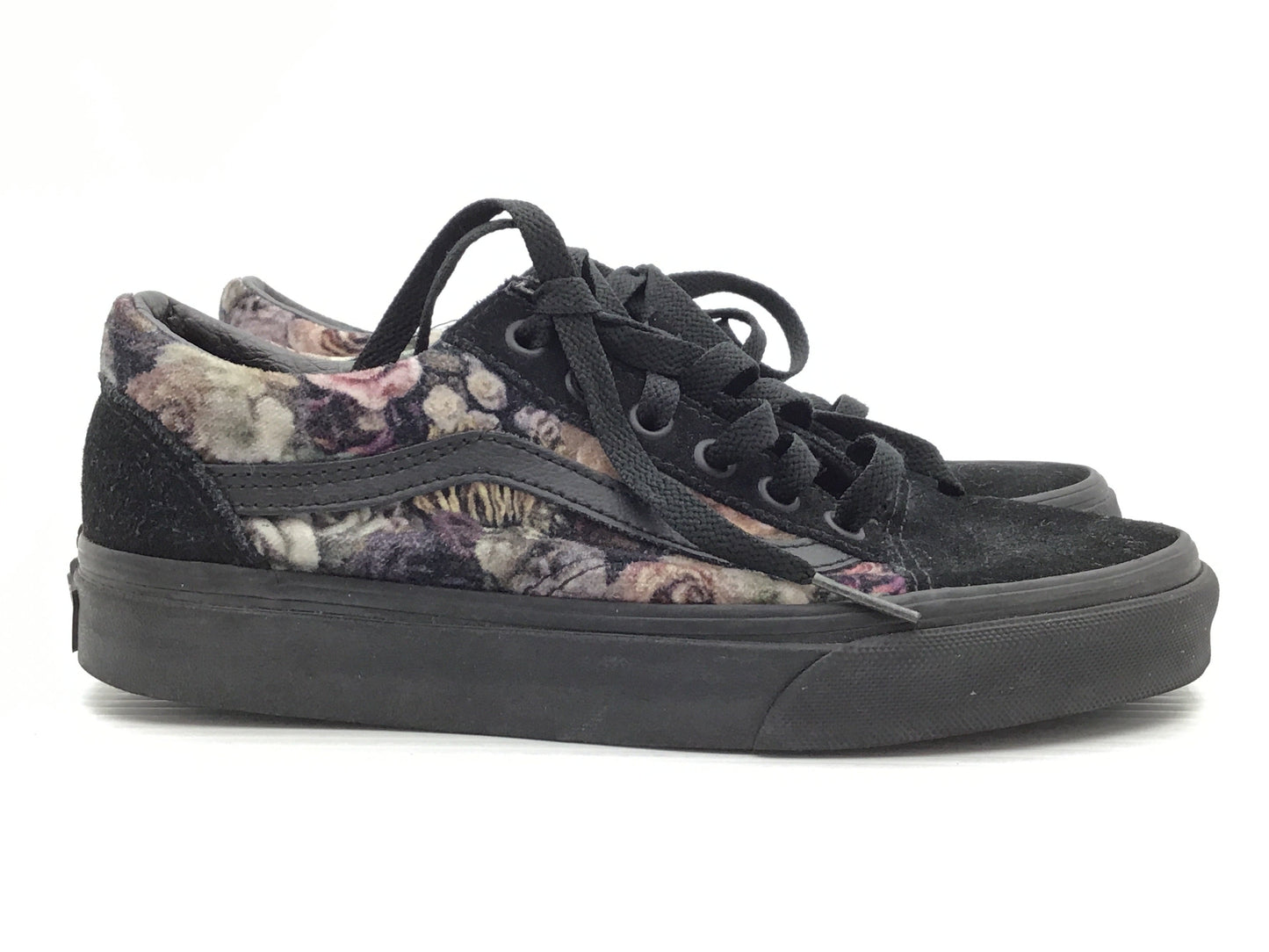 Shoes Athletic By Vans Size: 6