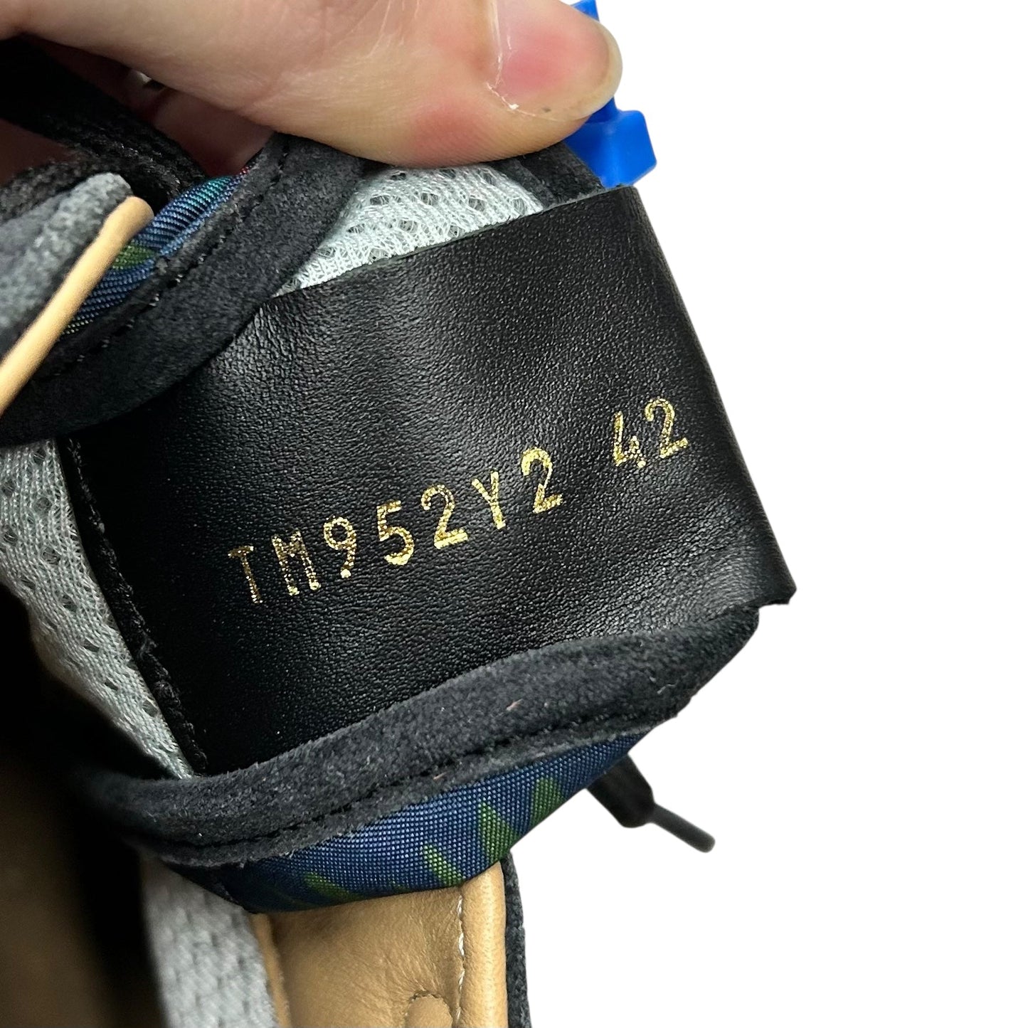 Shoes Luxury Designer By Valentino-garavani In Tropical Print, Size: 11