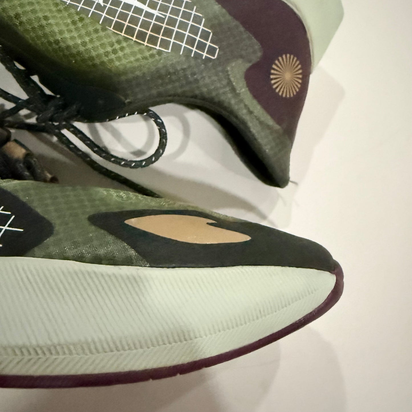 Shoes Athletic By Nike In Green, Size: 7.5