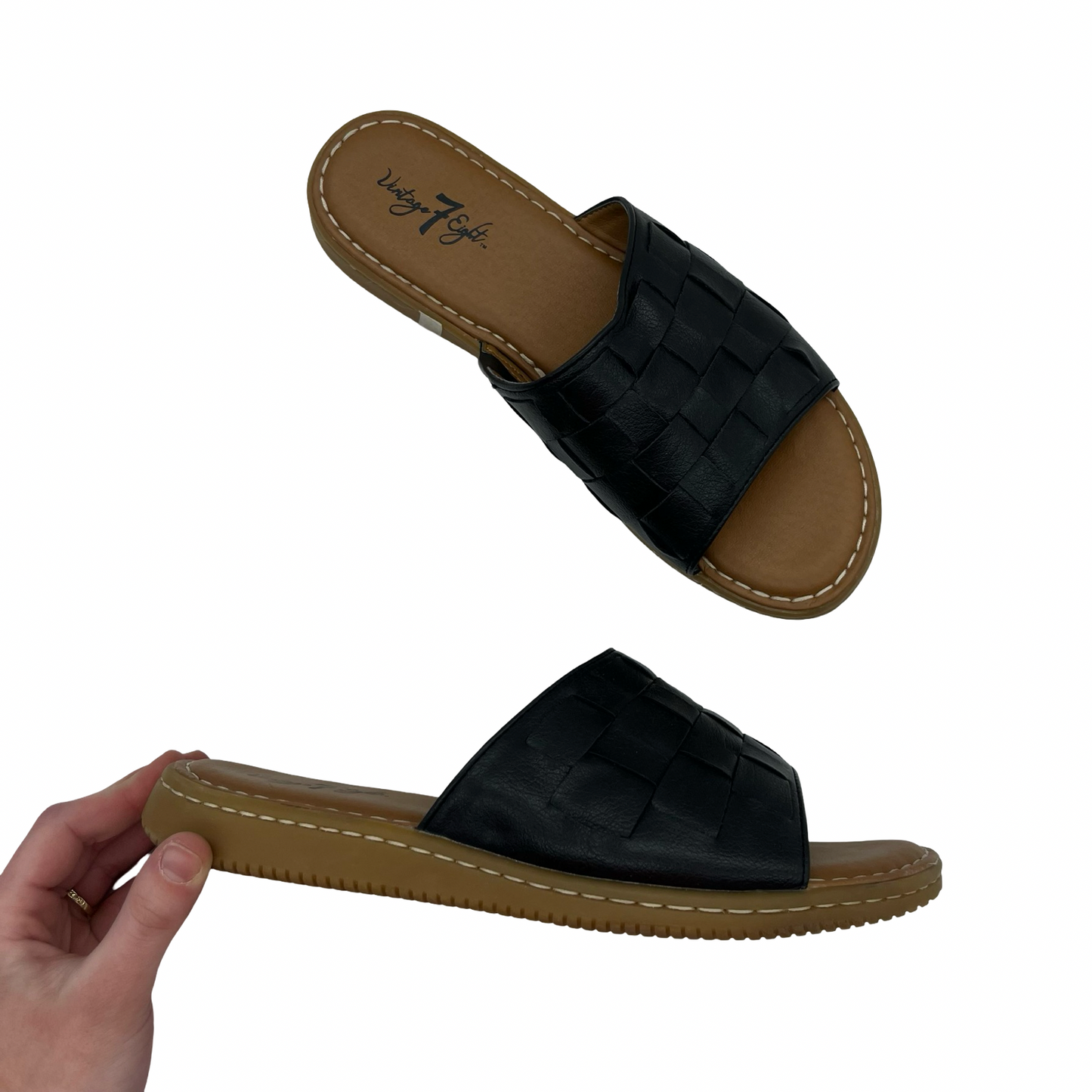 Sandals Flats By Clothes Mentor In Black, Size:9