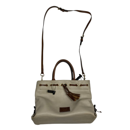 Crossbody Designer By Dooney And Bourke In Beige, Size:Medium
