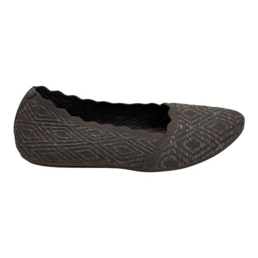 Shoes Flats By Skechers In Brown, Size:7