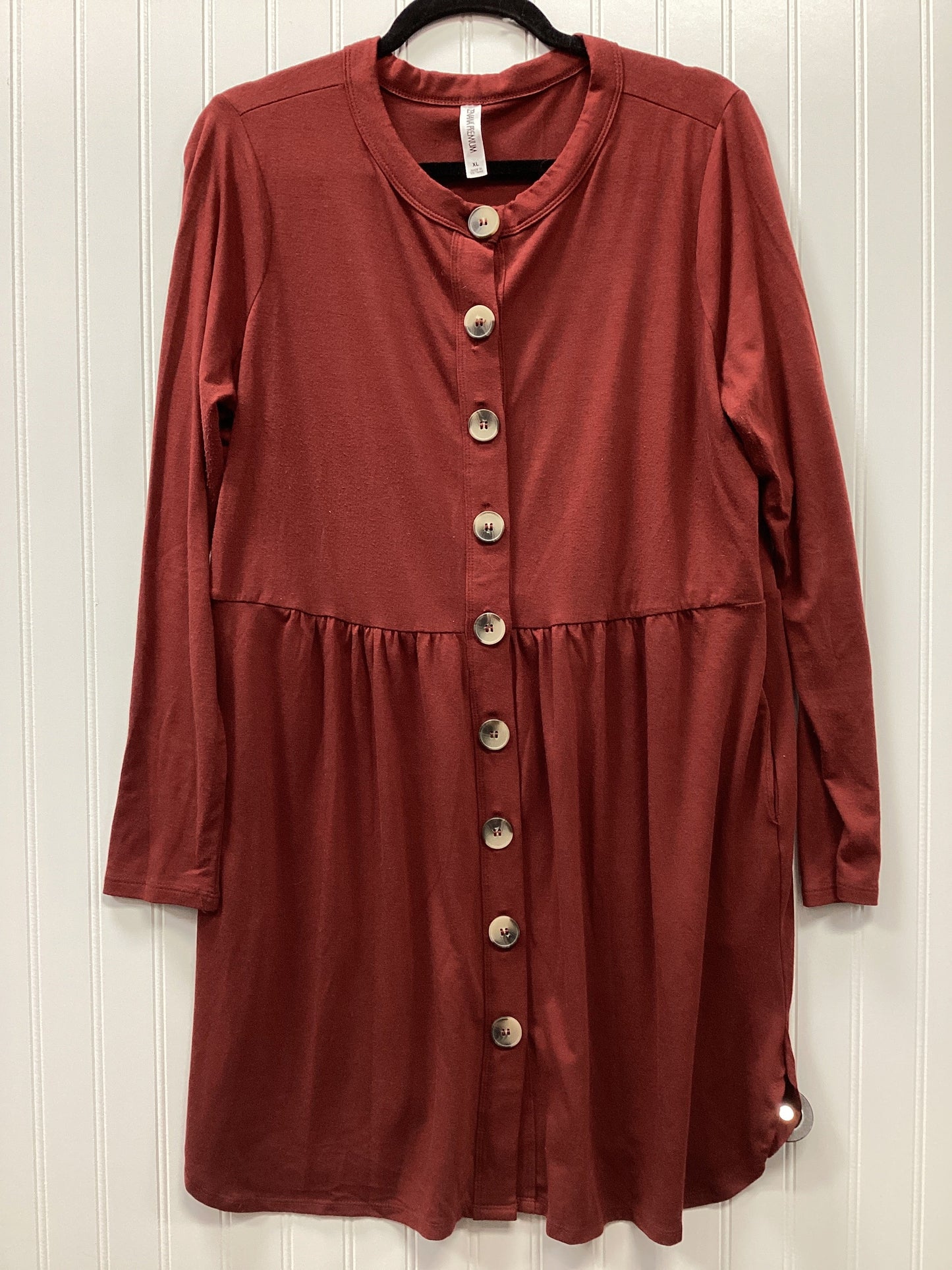 Dress Casual Short By Zenana Outfitters In Red, Size:Xl