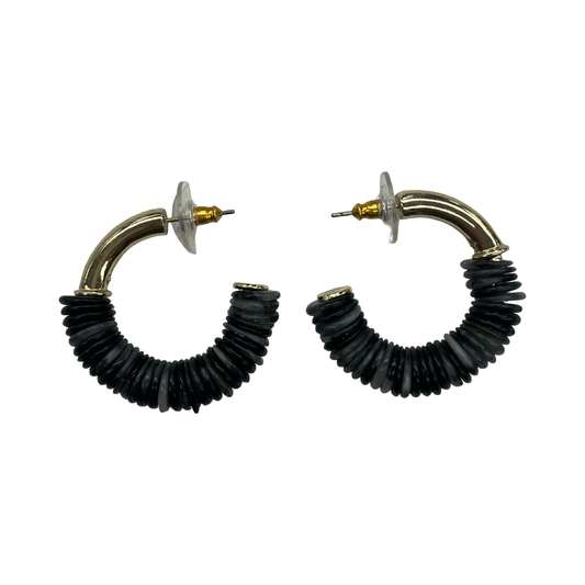 Earrings Hoop By Clothes Mentor In Gold