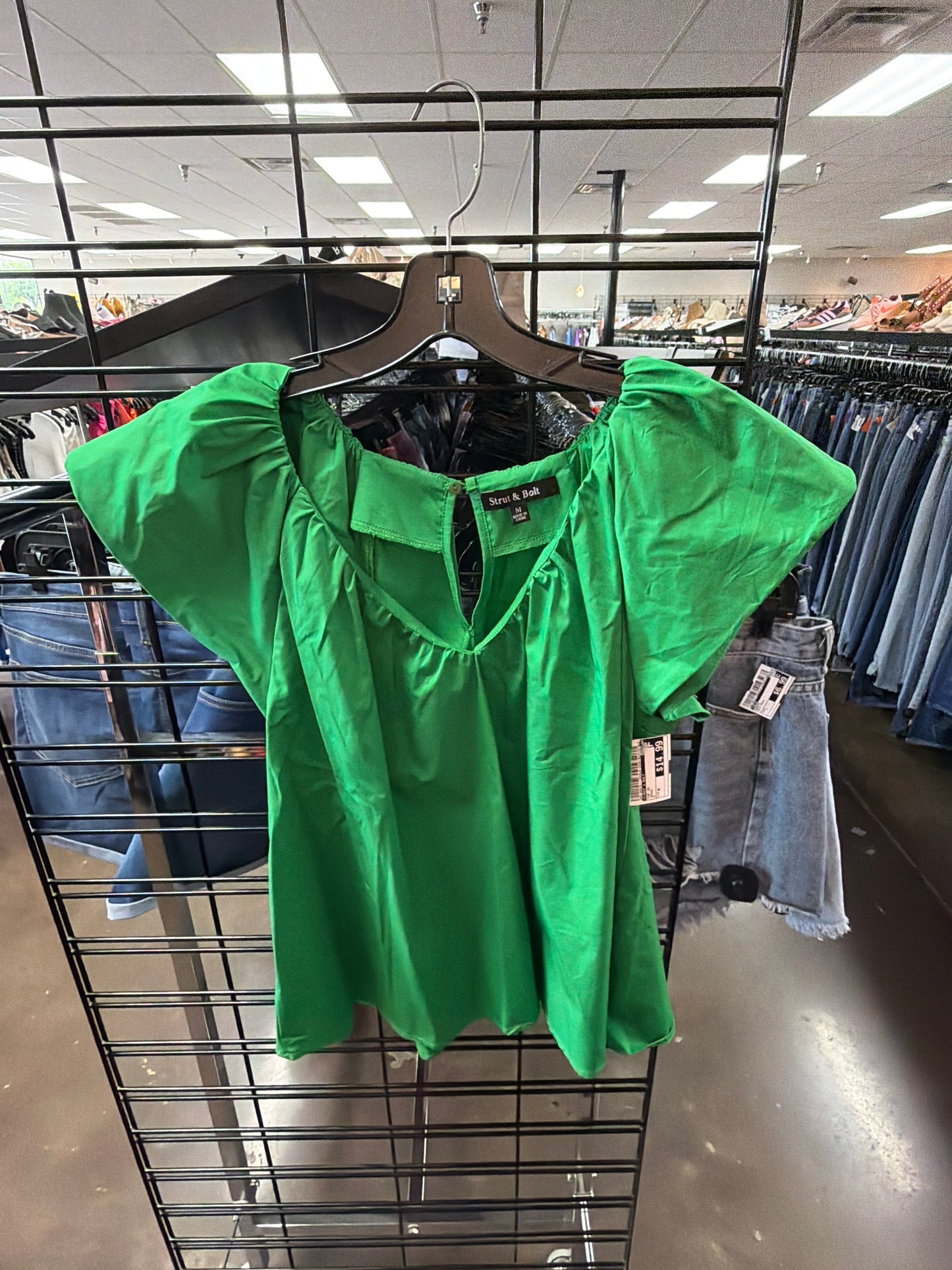 Top Ss By Strut & Bolt In Green, Size:M