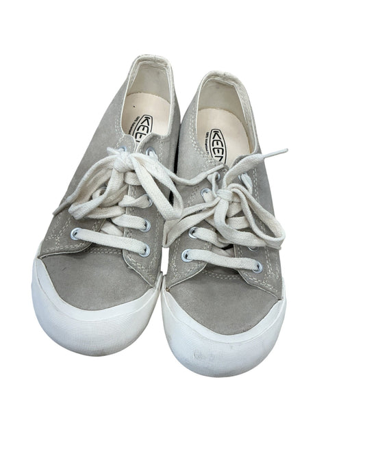 Shoes Sneakers By Keen In Taupe, Size:7