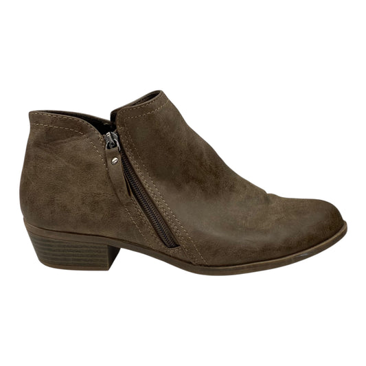 Boots Ankle Flats By Arizona In Brown, Size:10