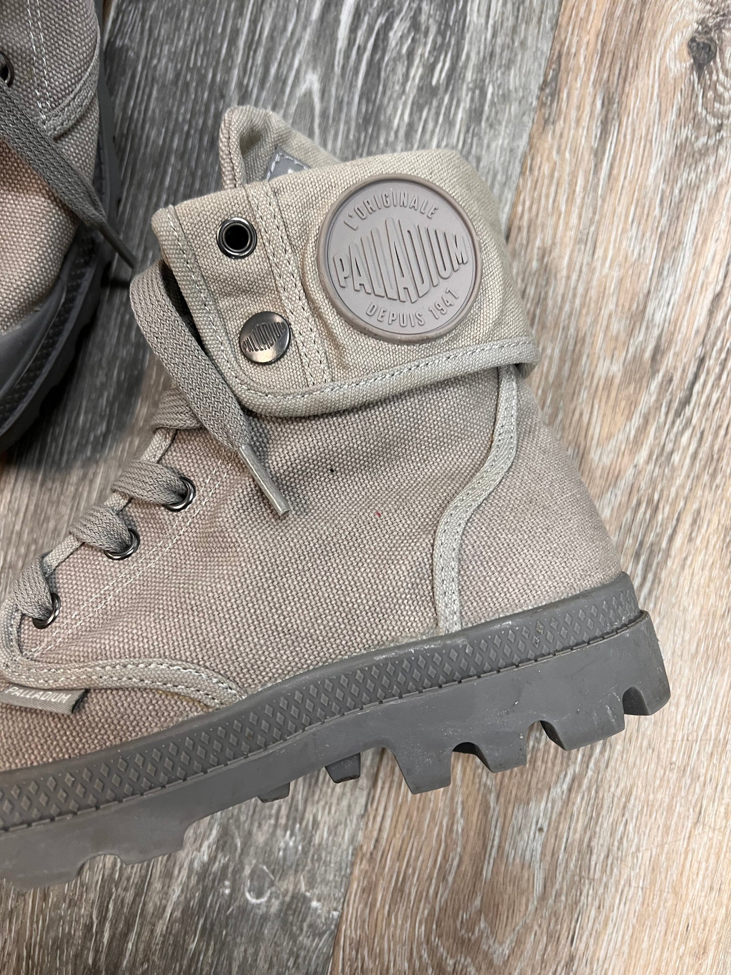 Boots Ankle Heels By Palladium  Size: 8.5