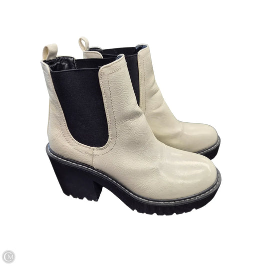 Boots Ankle Heels By Forever 21 In Black & White, Size: 10