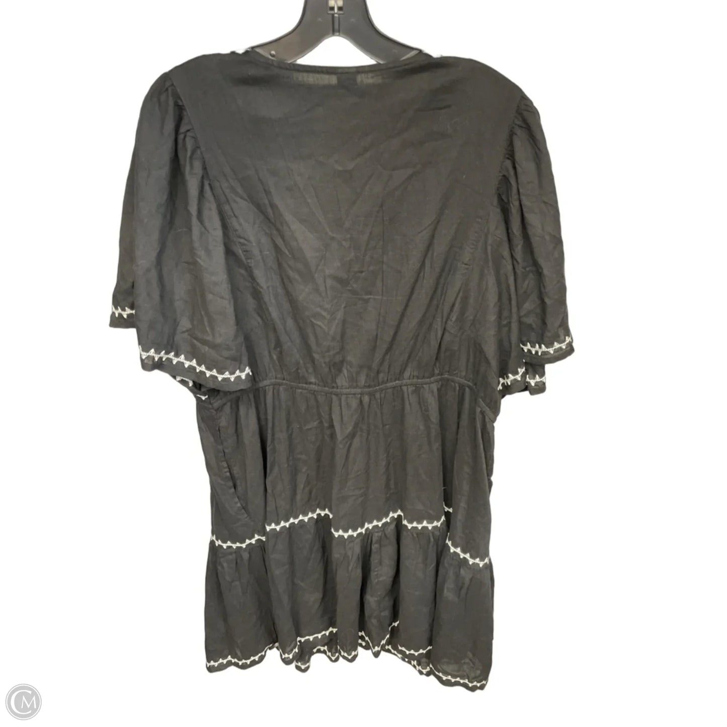 Dress Casual Short By Old Navy In Black & White, Size: Xl