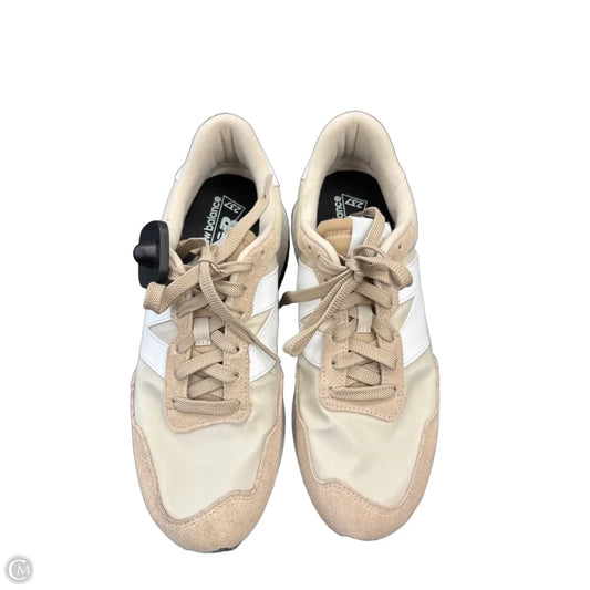 Shoes Athletic By New Balance In Cream, Size: 10