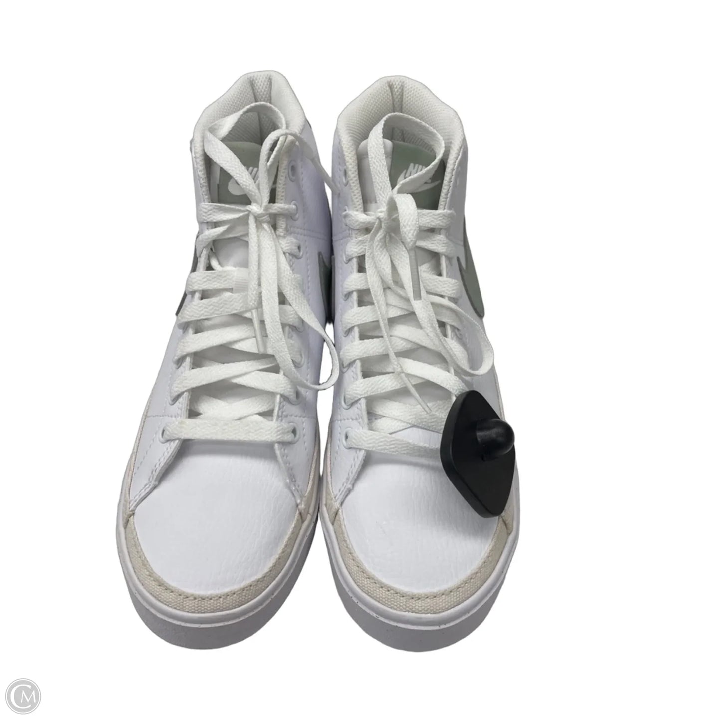 Shoes Sneakers By Nike In Green & White, Size: 7.5