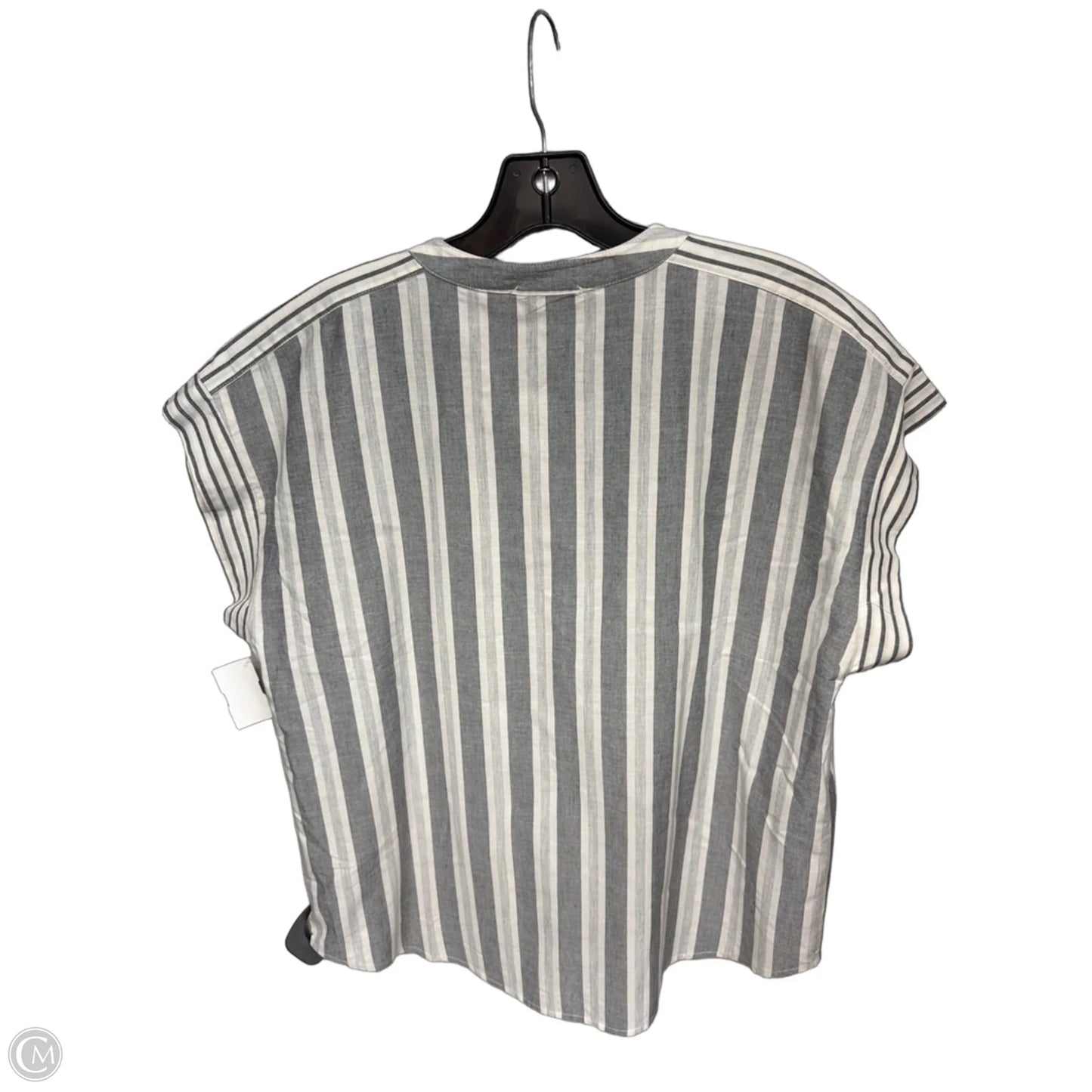 Top Short Sleeve By Evereve In Grey, Size: L