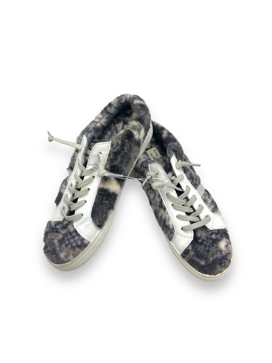 Shoes Sneakers By Vintage Havana  Size: 8