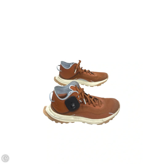 Shoes Athletic By Clothes Mentor In Orange, Size: 7.5