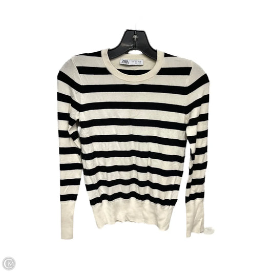 Top Long Sleeve By Zara In Cream, Size: S