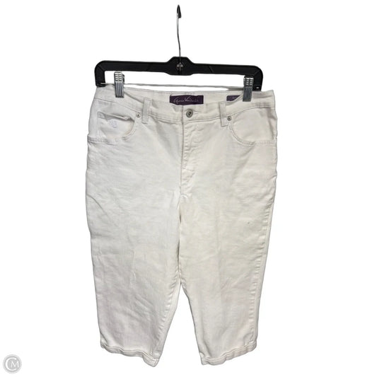 Capris By Gloria Vanderbilt In White Denim, Size: 10