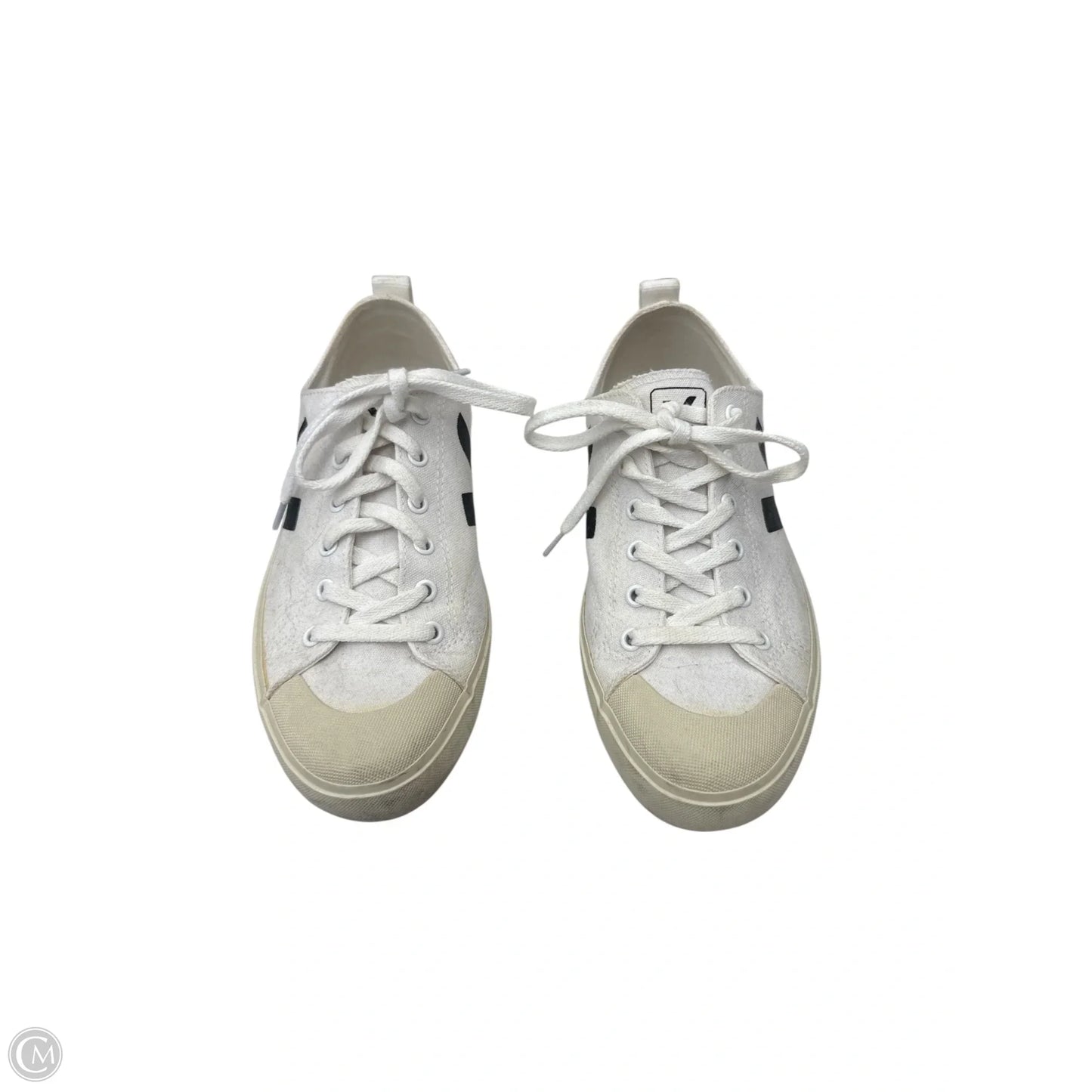 Shoes Sneakers By Clothes Mentor In White, Size: 8