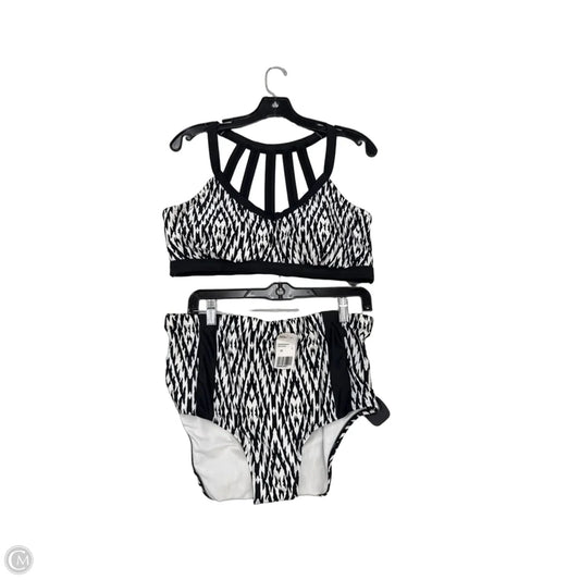 Swimsuit 2pc By Forever 21 In Black & White, Size: 2x