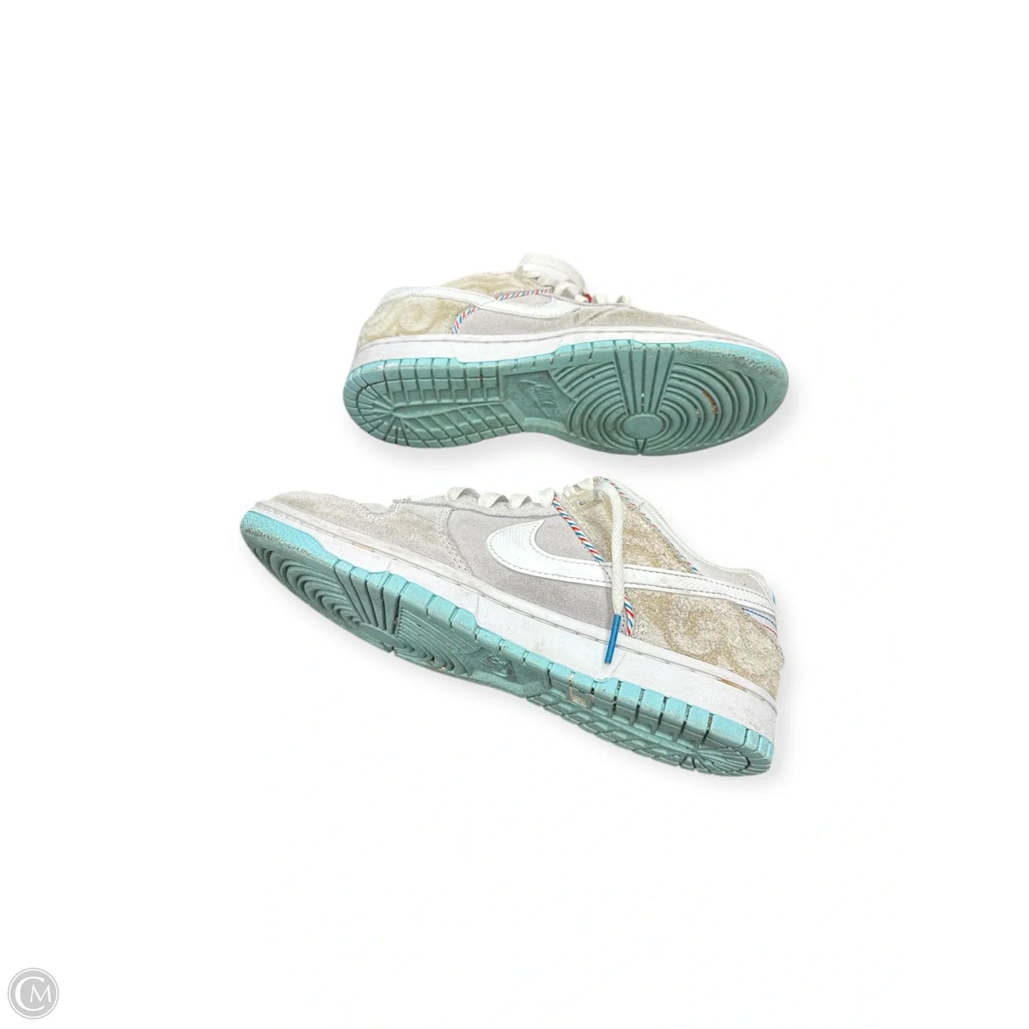 Shoes Sneakers By Nike In Grey, Size: 7