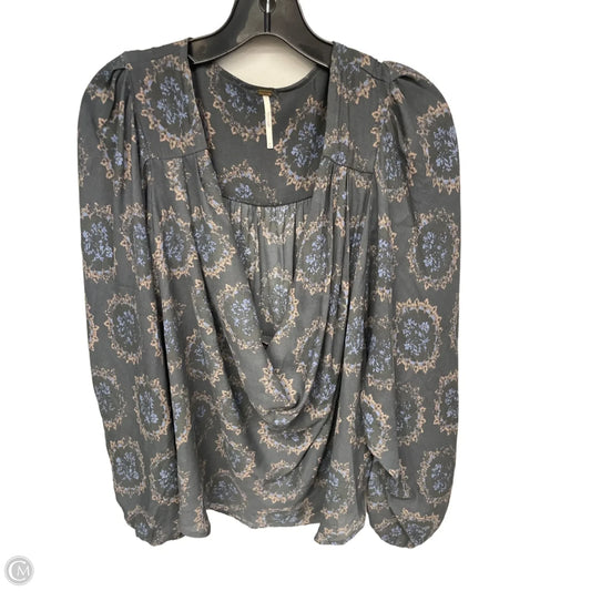 Top Long Sleeve By Free People In Grey, Size: M
