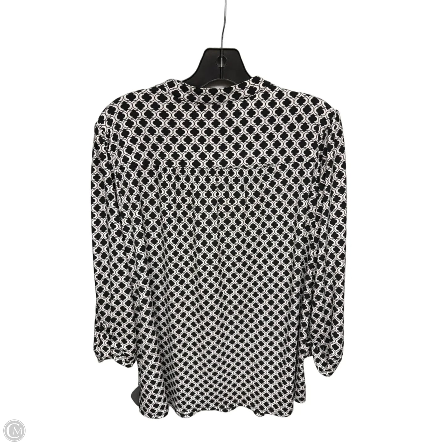 Top Long Sleeve By Clothes Mentor In Black & White, Size: 1x