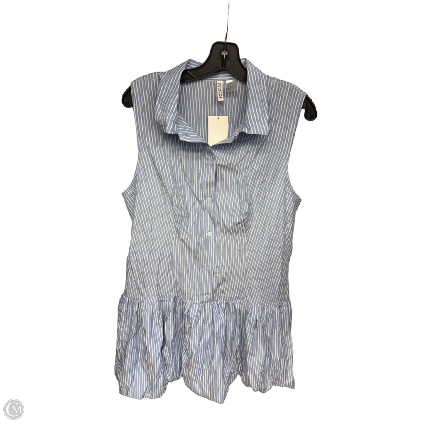 Dress Casual Short By Divided In Blue & White, Size: L