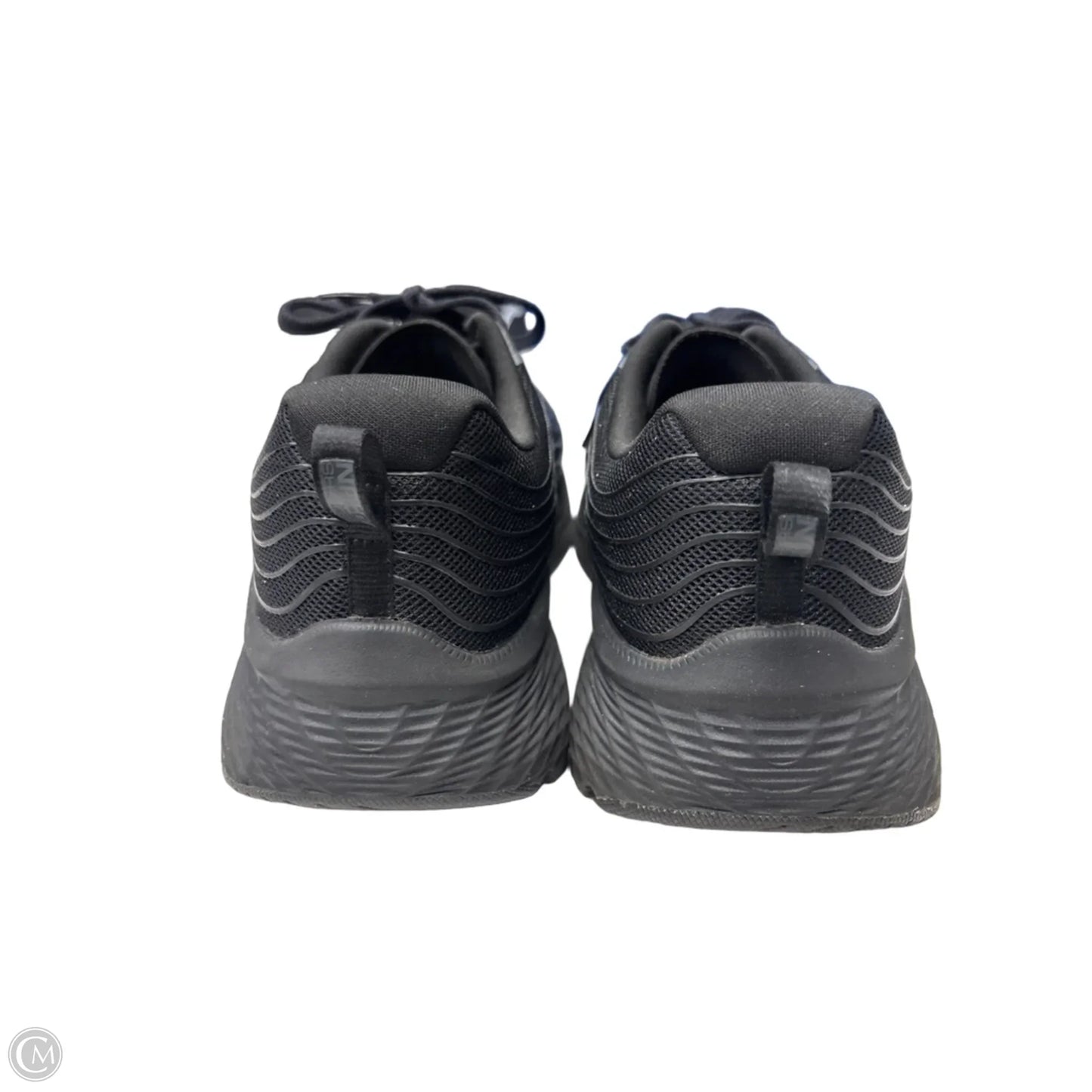 Shoes Sneakers By Skechers In Black, Size: 10