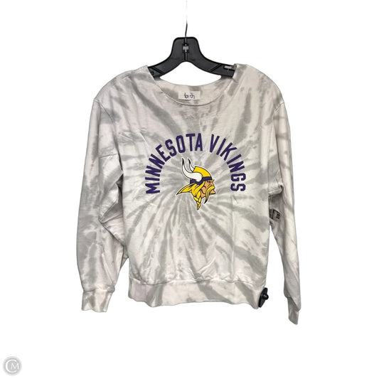 Athletic Top Long Sleeve Crewneck By Clothes Mentor In Grey & White, Size: Xs