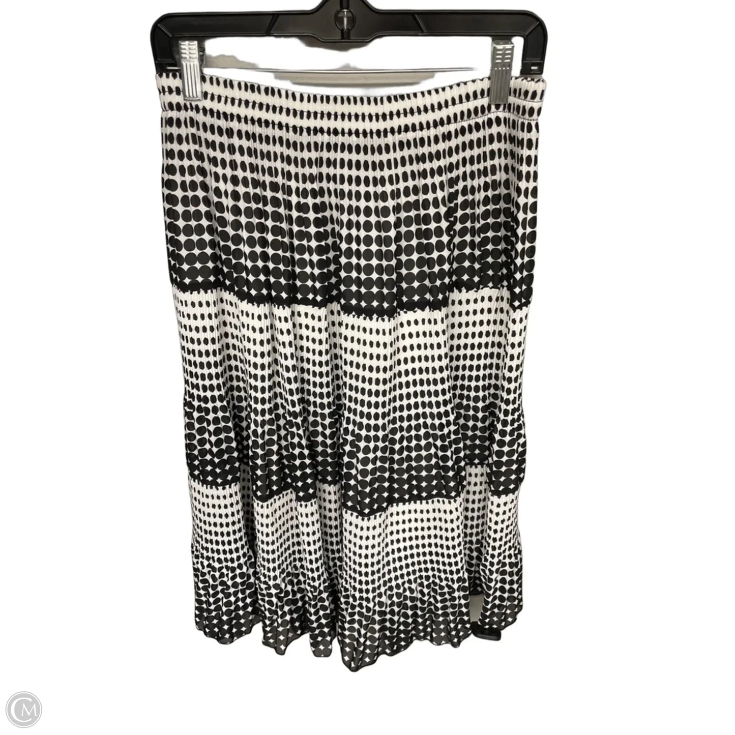 Skirt Midi By Clothes Mentor In Black & White, Size: M