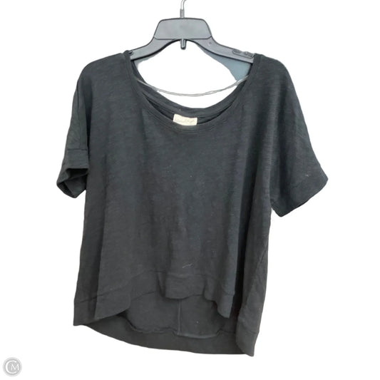 Top Short Sleeve By Universal Thread In Black, Size: L