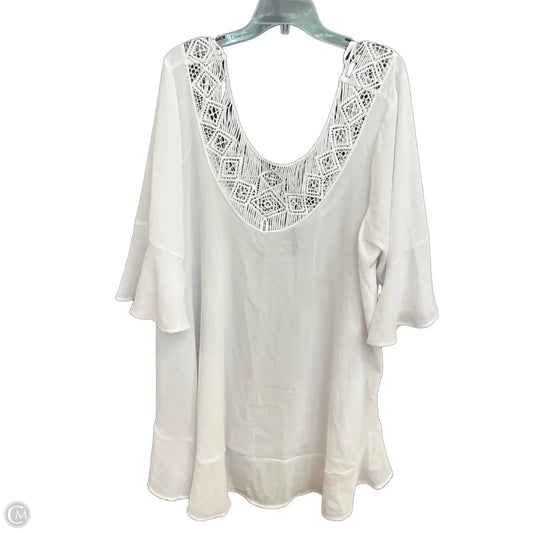 Dress Casual Short By Torrid In White, Size: 3x