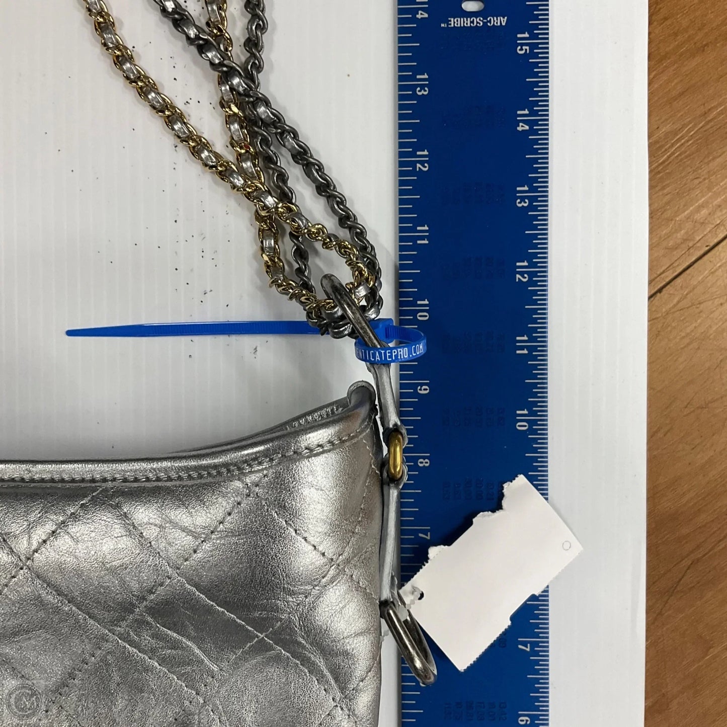 Crossbody Luxury Designer By Chanel, Size: Medium