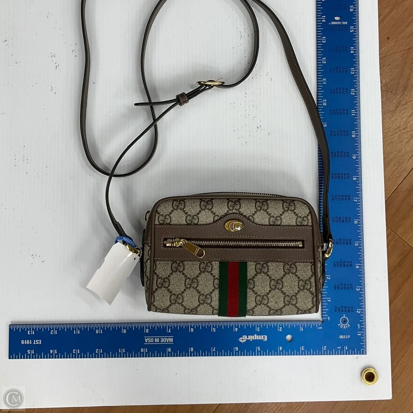 Crossbody Luxury Designer By Gucci, Size: Small