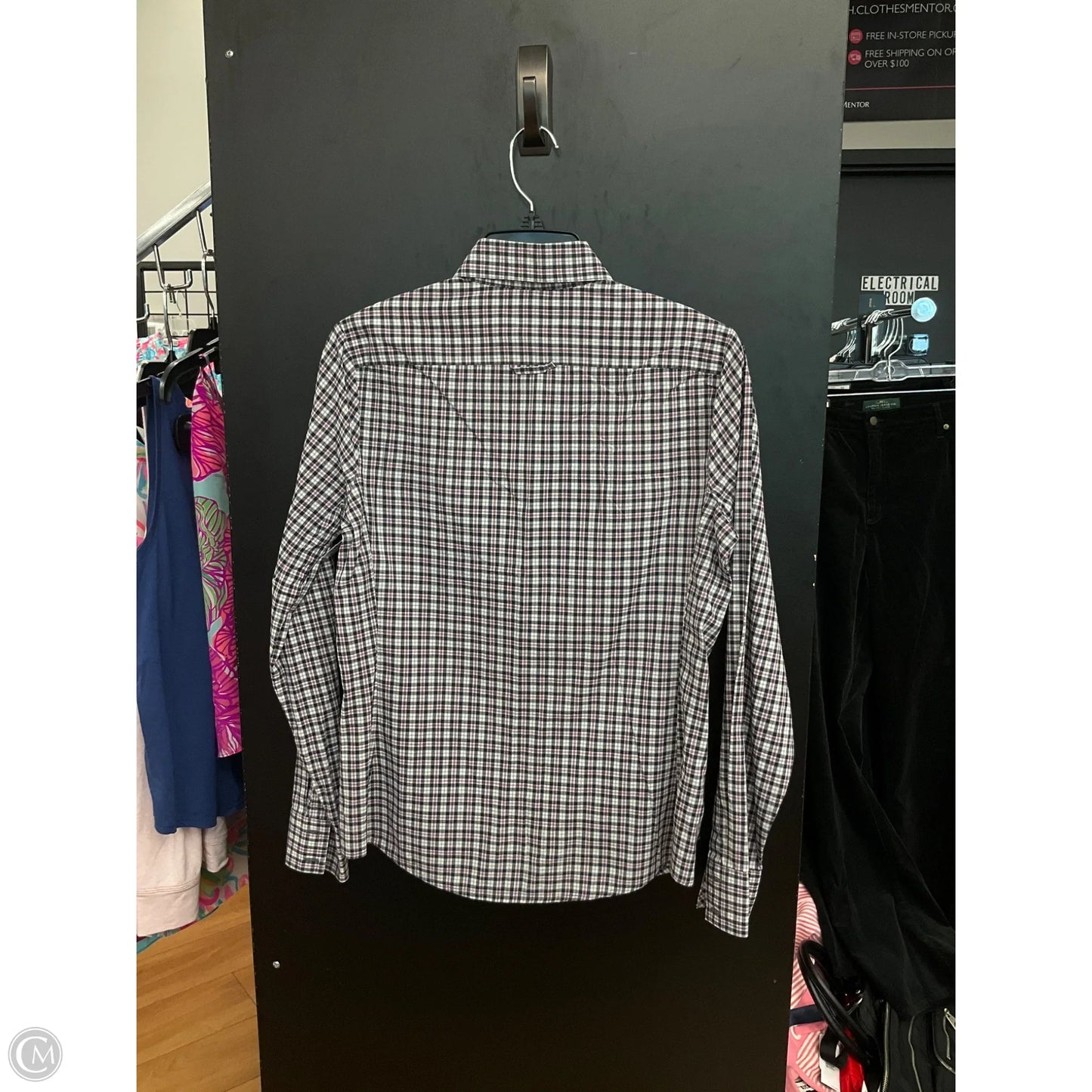 Blouse Long Sleeve By Banana Republic In Checkered Pattern, Size: Sp