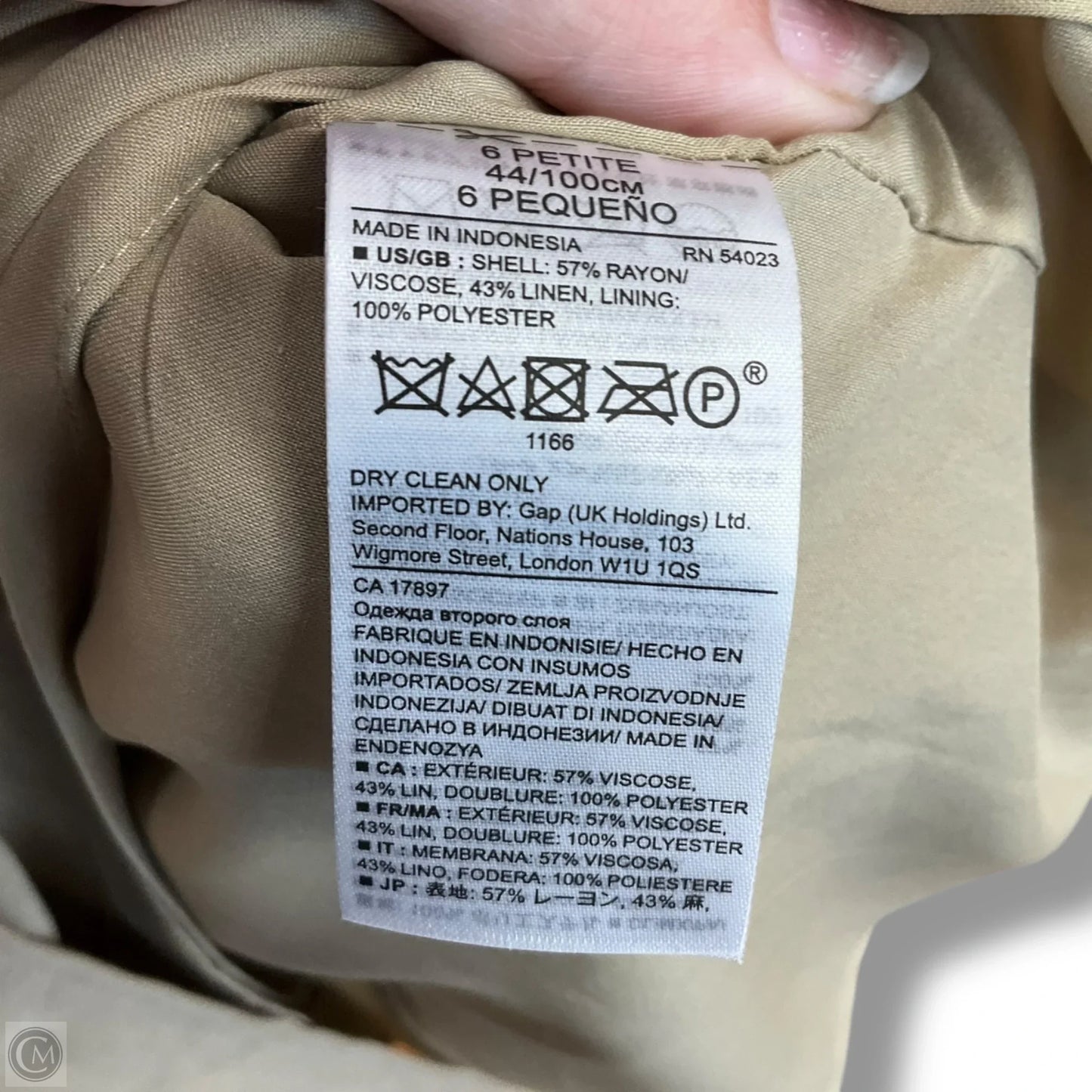 Dress Casual Short By Banana Republic In Beige, Size: S