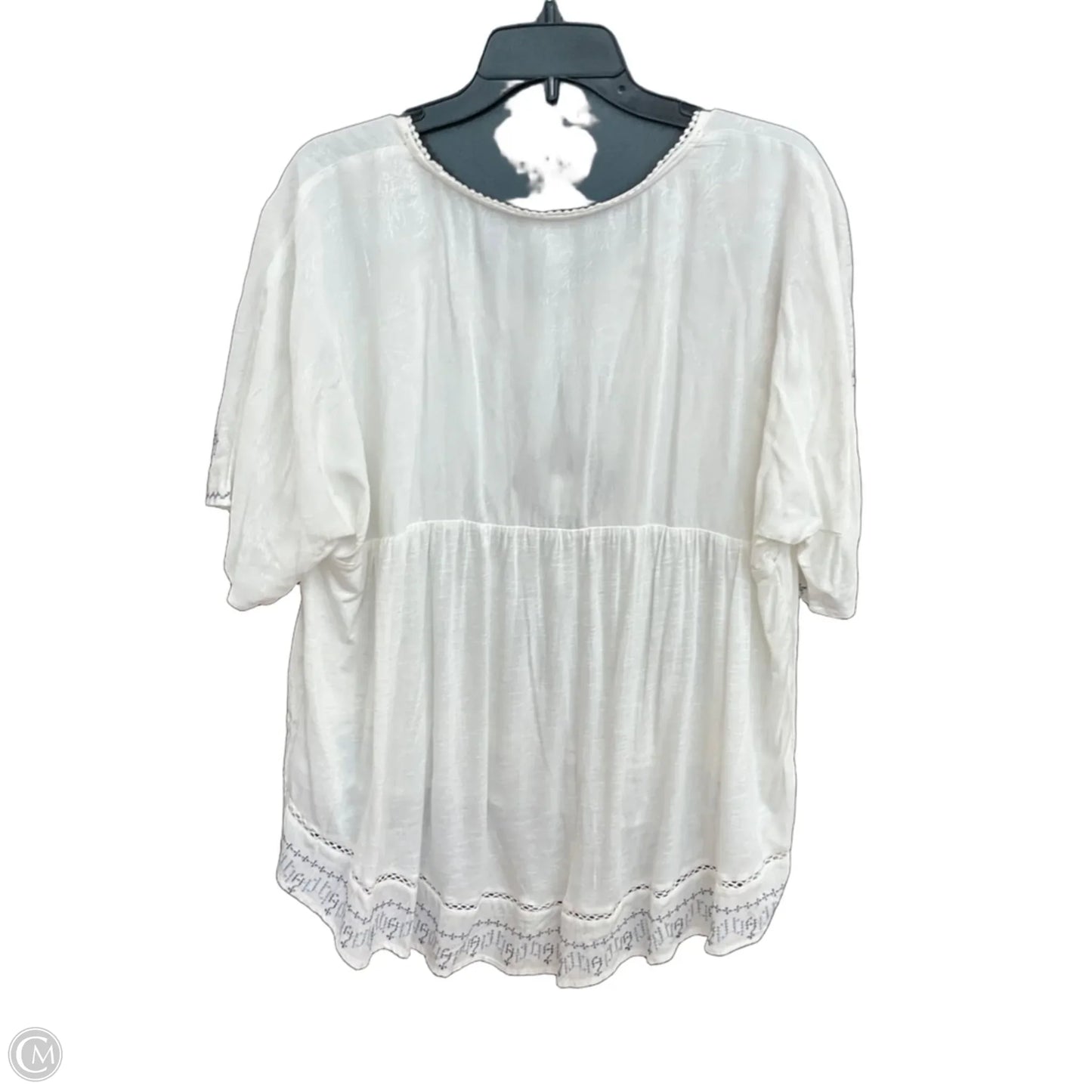 Top Short Sleeve By Knox Rose In White, Size: Xl