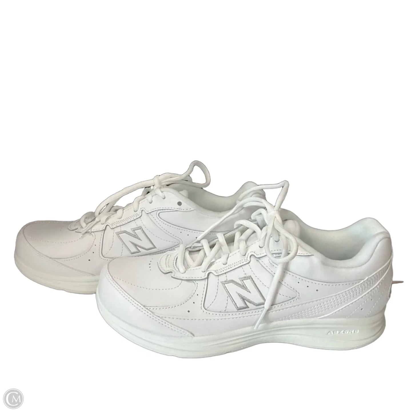 Shoes Athletic By New Balance In White, Size: 9.5