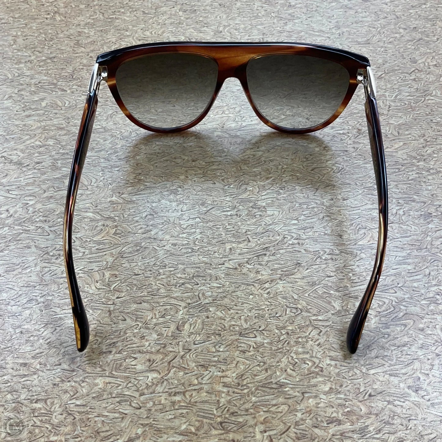 Sunglasses Luxury Designer By Clothes Mentor, Size: Large