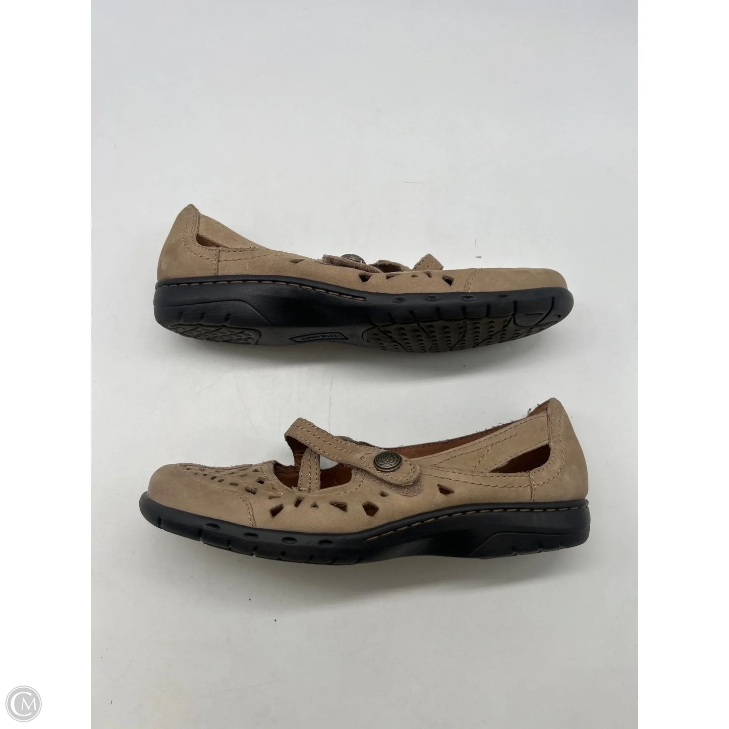Shoes Flats By Cobb Hill In Tan, Size: 7.5