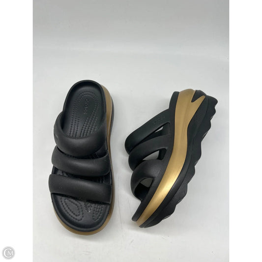 Sandals Sport By Crocs In Black, Size: 8