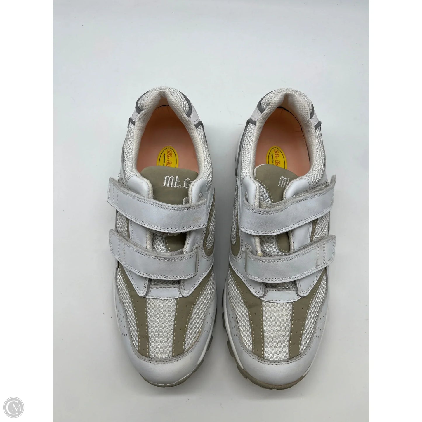 Shoes Athletic By Clothes Mentor In White, Size: 9.5
