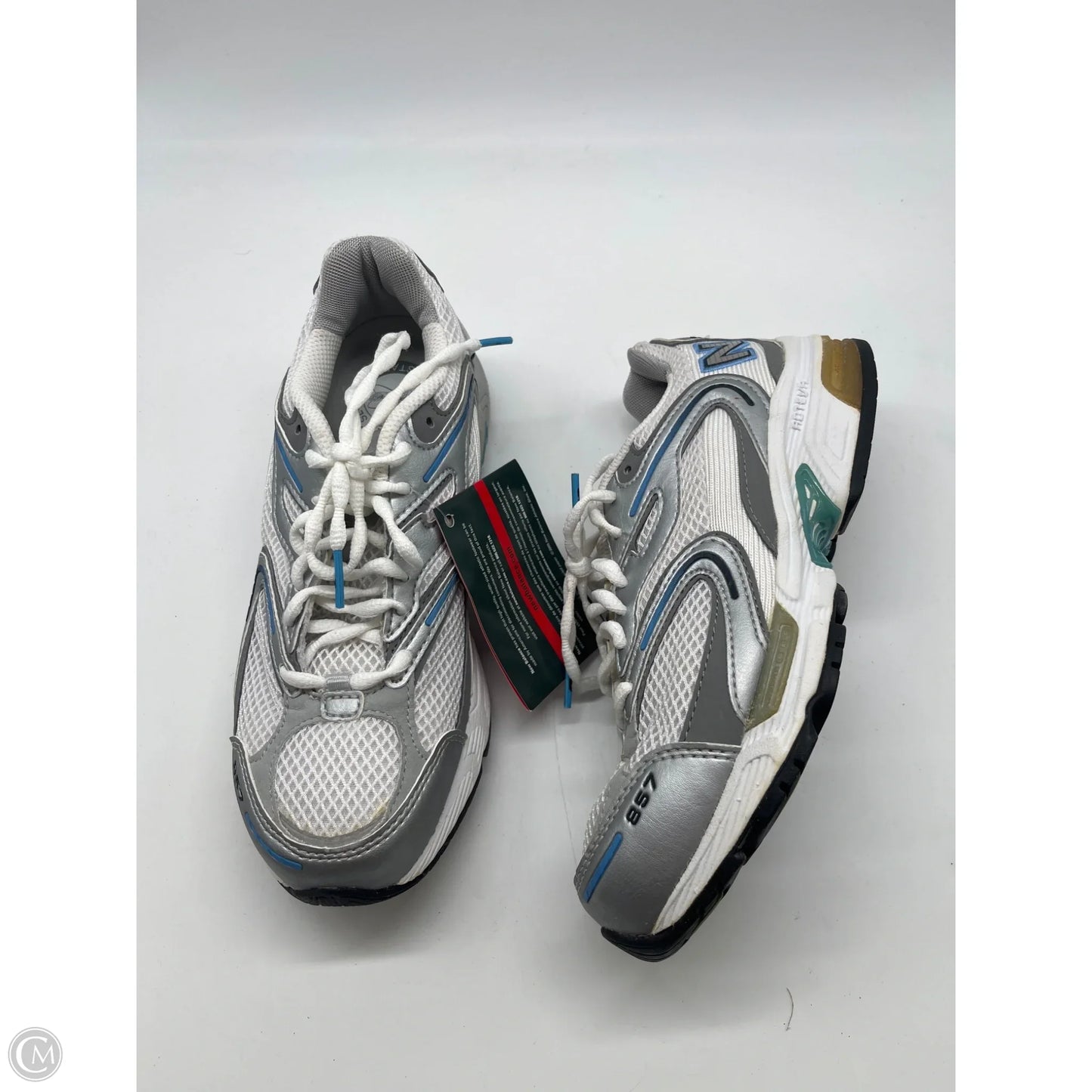 Shoes Athletic By New Balance In White, Size: 7