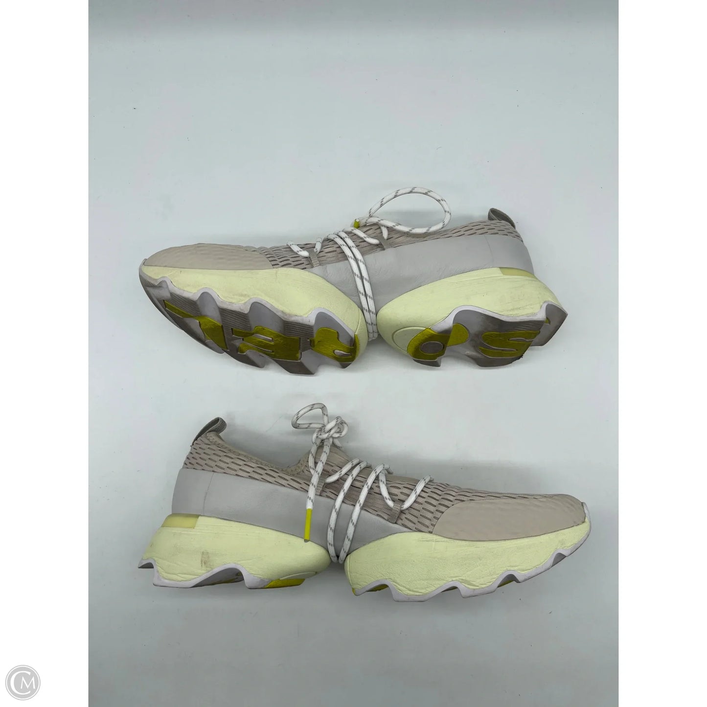 Shoes Athletic By Sorel In Cream, Size: 11