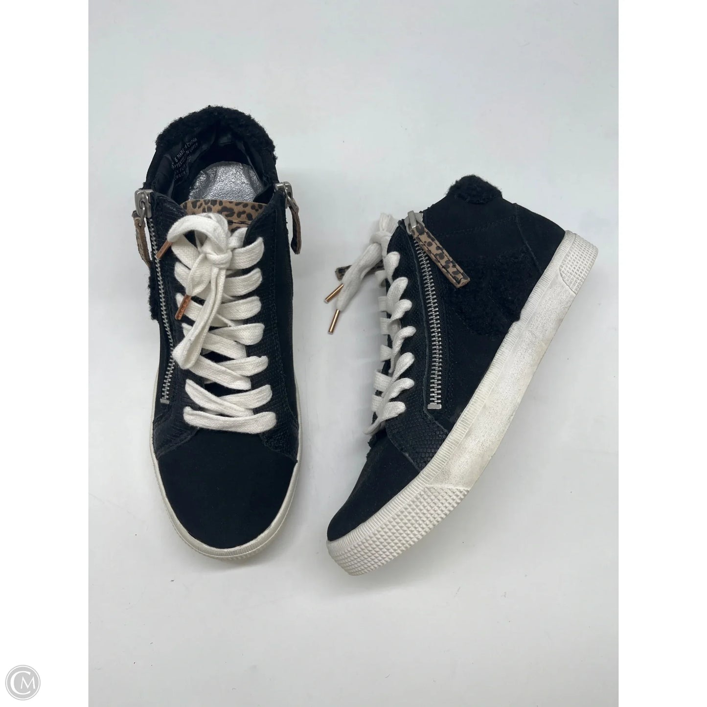 Shoes Sneakers By Dolce Vita In Black, Size: 6