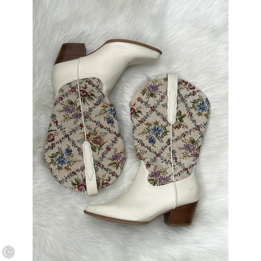 Boots Western By Arula In Cream, Size: 9