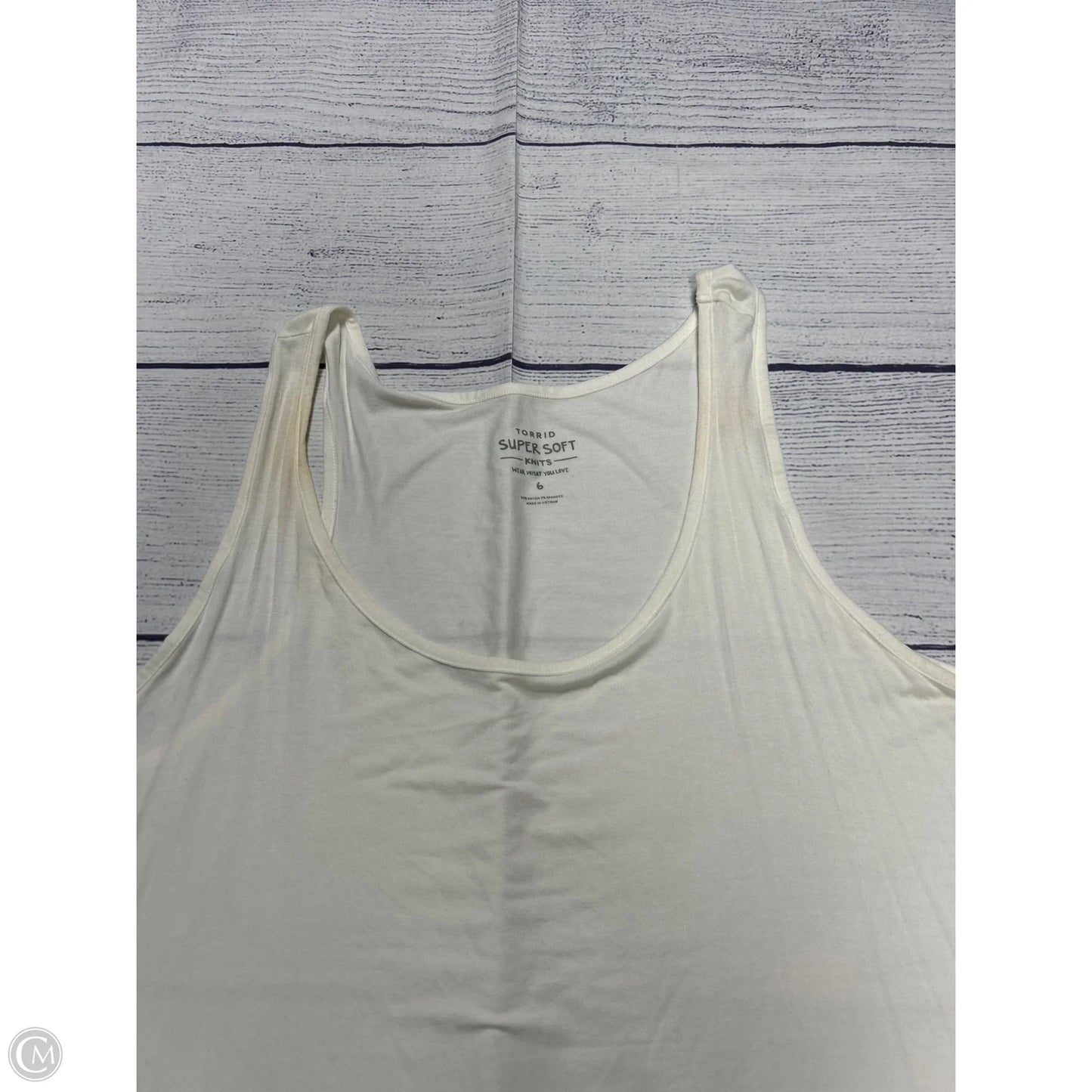 Tank Top By Torrid In White, Size: 6