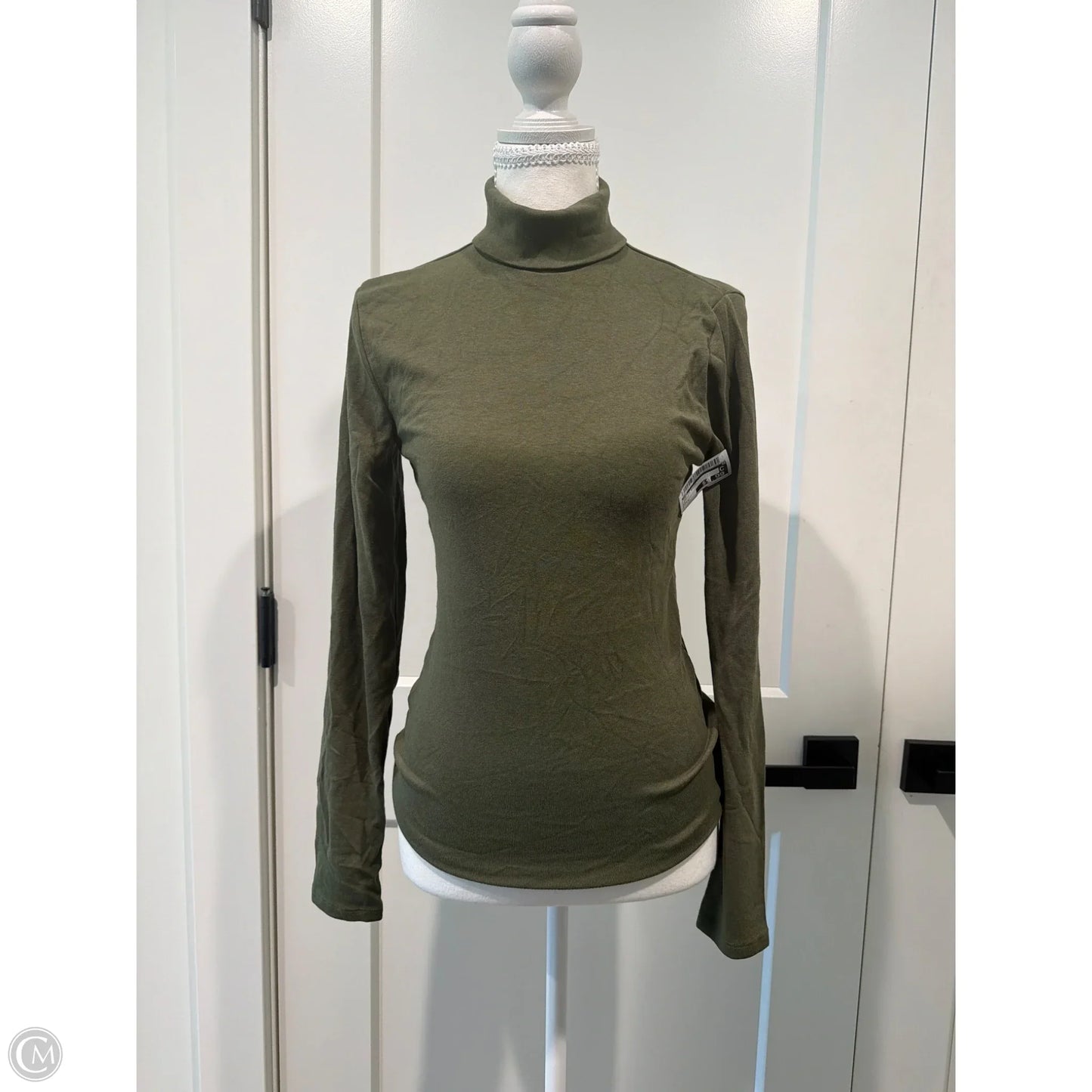 Top Long Sleeve Basic By Gap In Green, Size: S