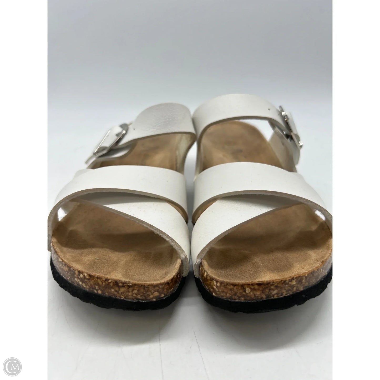 Sandals Flats By Natural Reflections In White, Size: 8