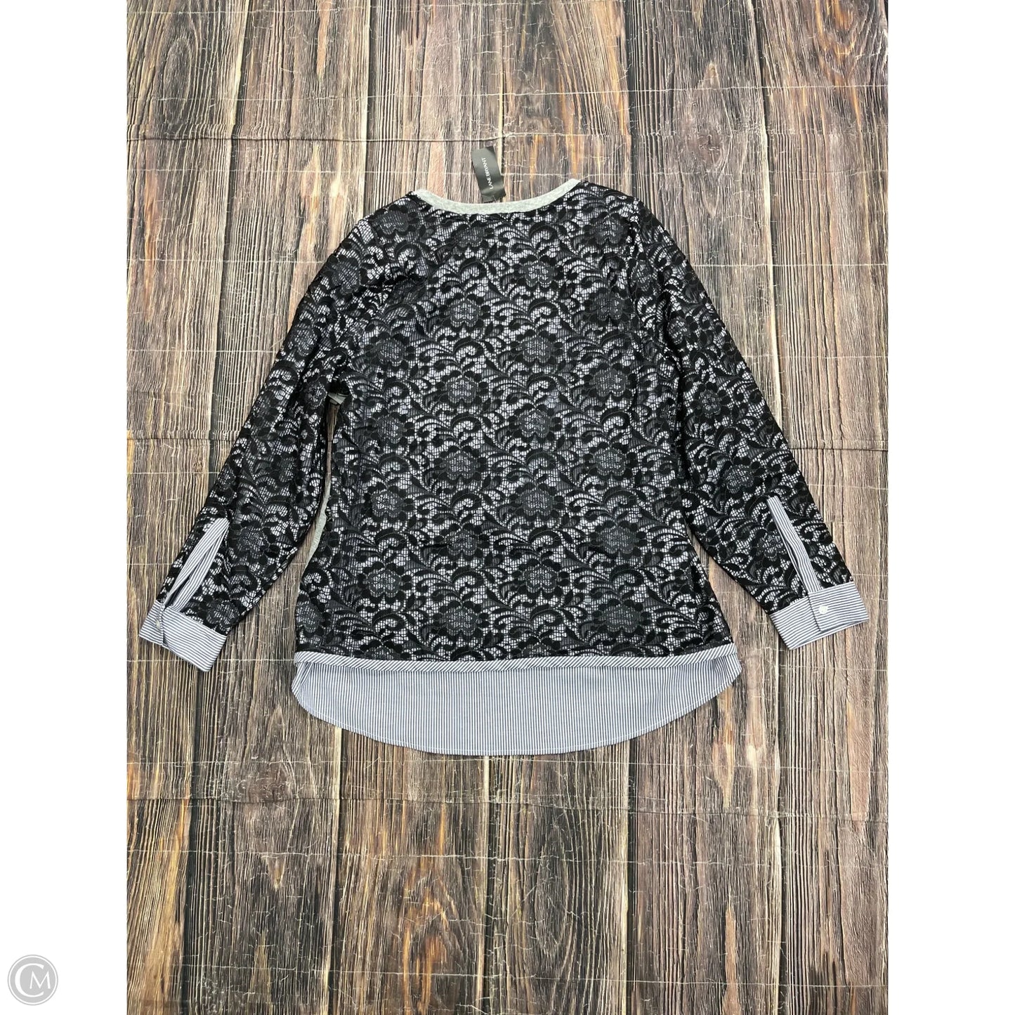 Top Long Sleeve By Lane Bryant In Grey, Size: 1x